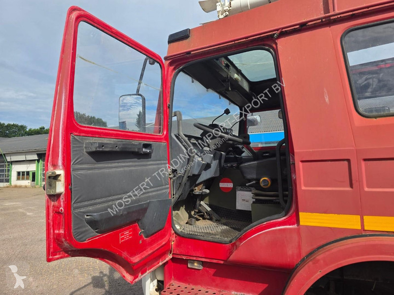Renault VMA 105 AA Sides Renault VMA 105 AA...