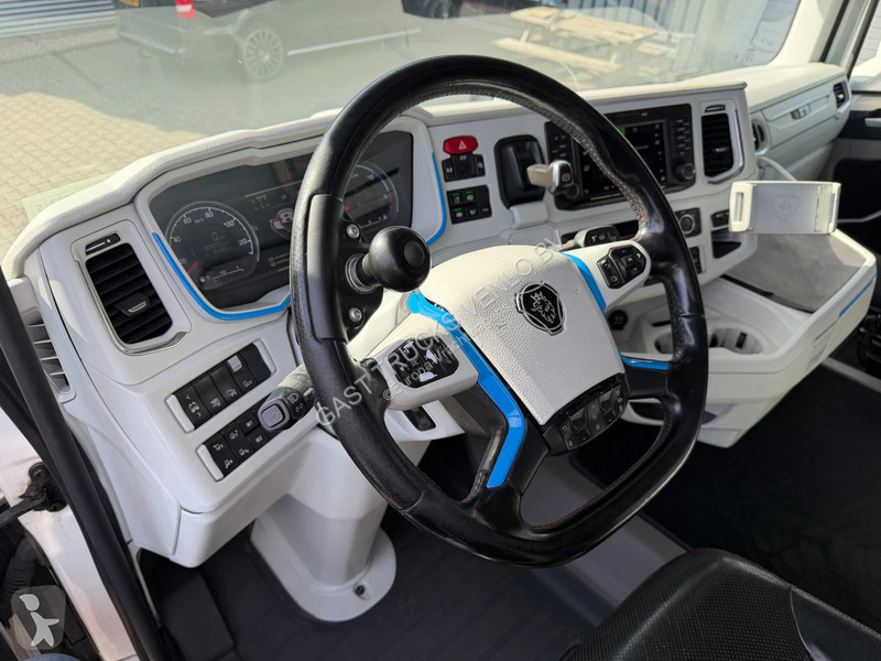 Kamion Scania 650 V8 6x2 Full Air etarder 4.35...