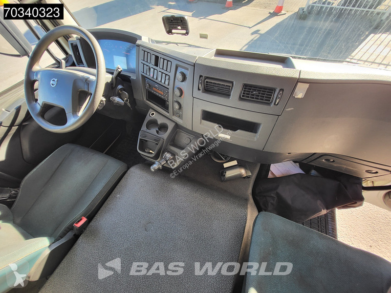 Lastbil Volvo 250 4X2 18tonnner curtainsides...