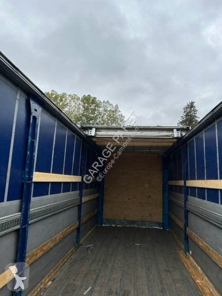 DAF 320 truck