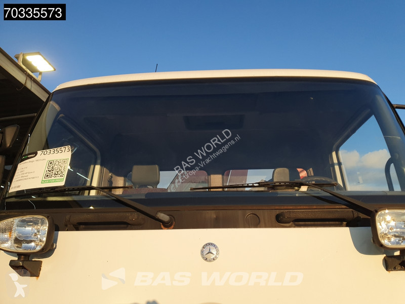 Kamion Mercedes 1823 4X4 Ferrari 710 A4 Crane...