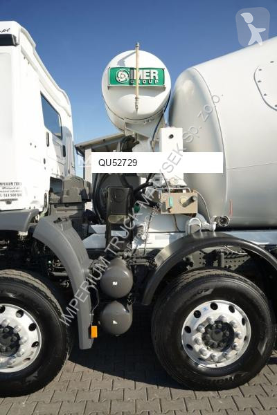 Kamion Mercedes AROCS 3240