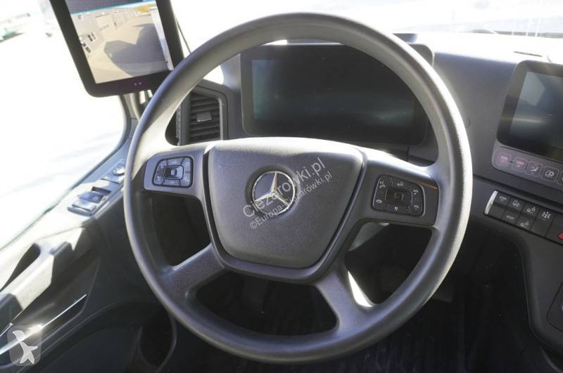 Kamion Mercedes  L 3552