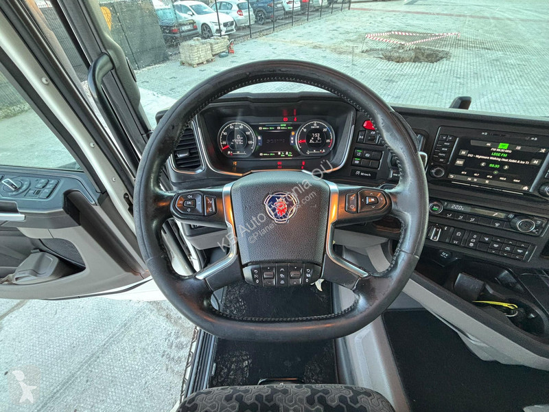 Scania 450 6x2*4 ETADE truck
