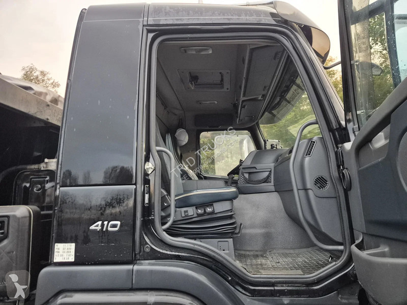 Kamion Volvo TIPPER/BENNE - 8X4 - LEAF SUSPENSION