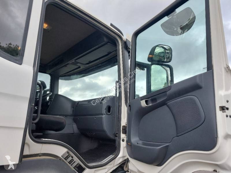 Camião Scania 410