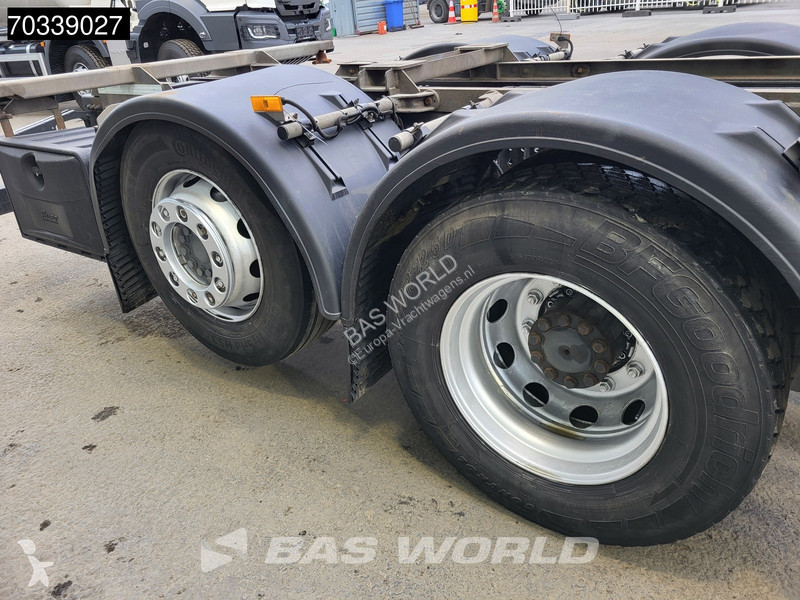 شاحنة Mercedes 2535 6X2 BDF ADR Full Air...