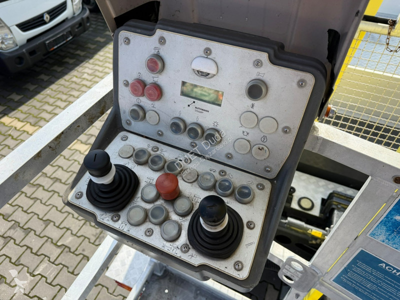 Teherautó Mercedes Ruthmann T 285 ( wysokość...