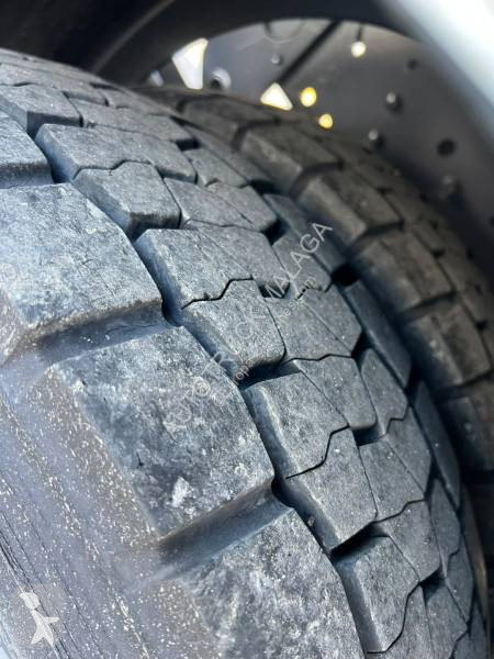 Lastbil Iveco 100 E 18