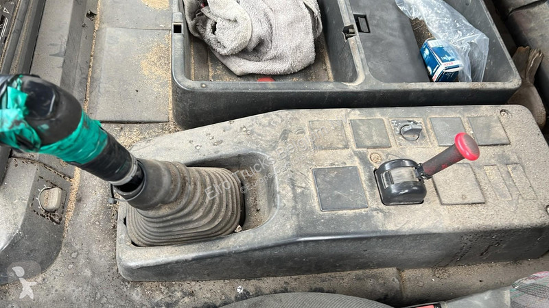 Kamion Iveco 260 E 30 (MANUAL PUMP / POMPE...