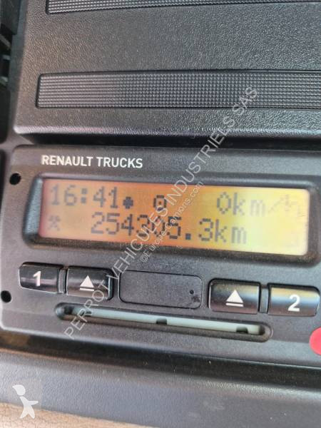 Renault 320 truck