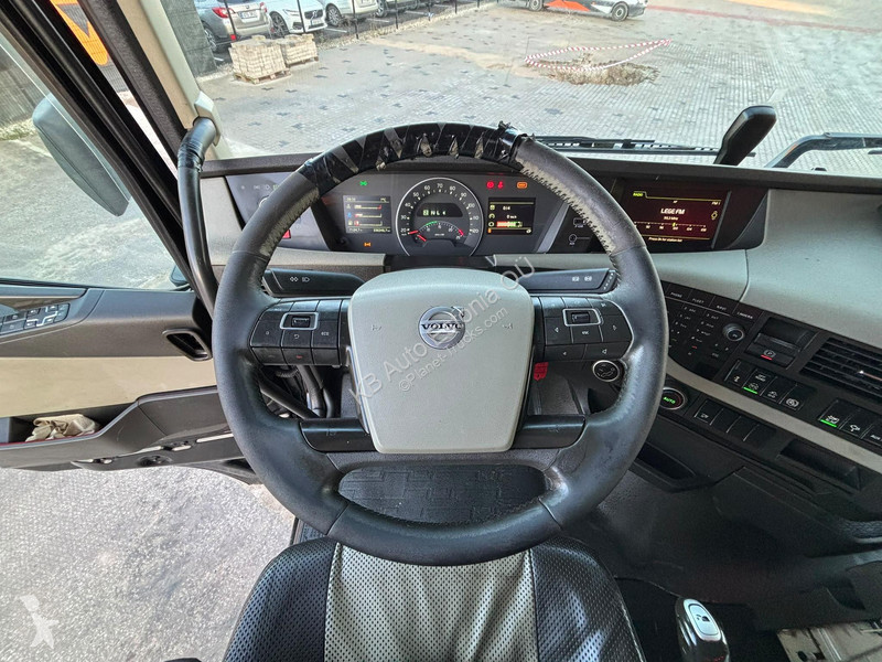 Lastbil Volvo 540 6x4 RETARDER / BOX L=4937 mm