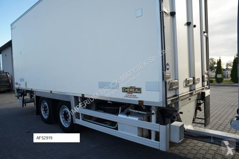 شاحنة Volvo / PRZYCZEPA / CHŁODNIA - 6,8 M /...