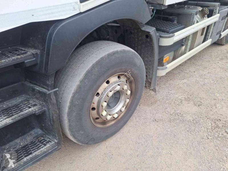 Kamion Renault 370 DXI