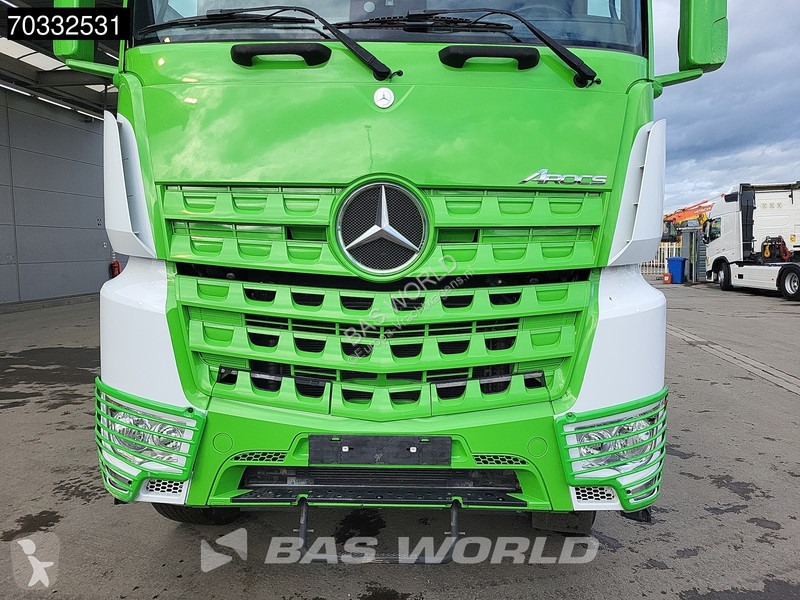 Kamion Mercedes 3358 6X4 TAJFUN LIV 190Z Crane...