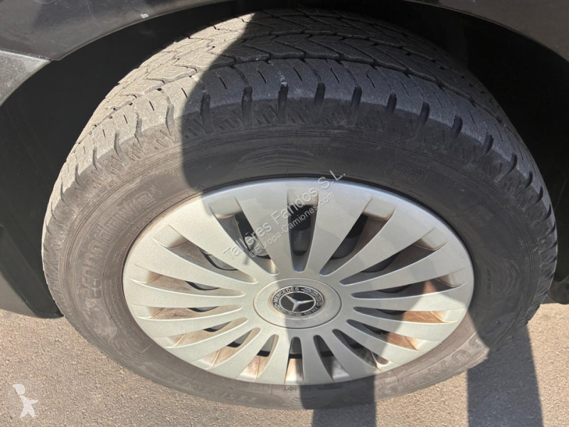 Lastbil Mercedes VITO 114