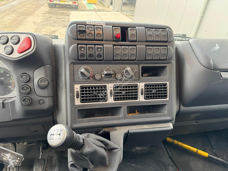 Lastbil Iveco EURO CARGO 160E25 4X2 + ZEPRO...