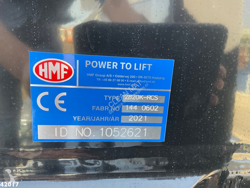 Camion Volvo 420 8x2 HMF 28 Tonmeter laadkraan