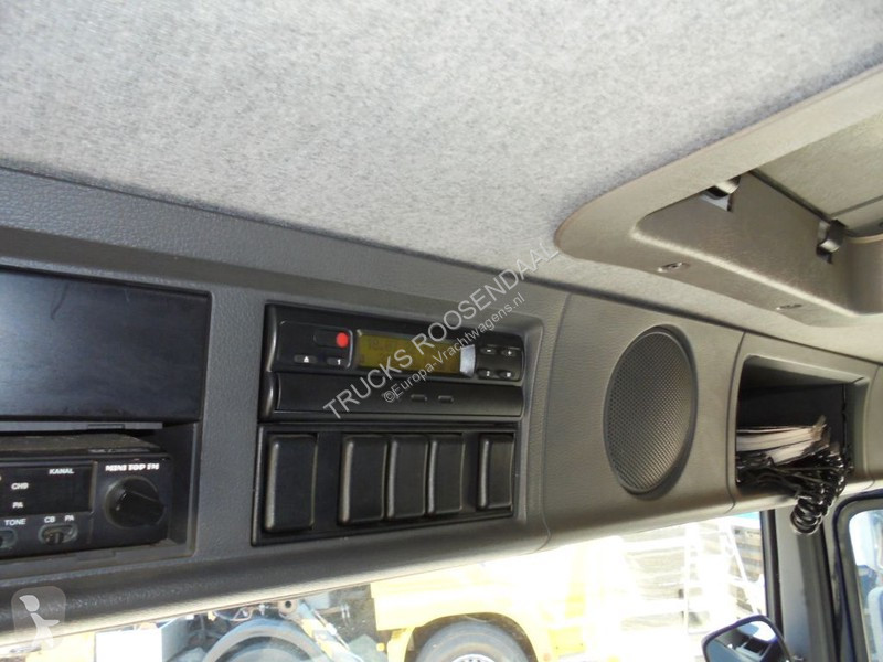 Vrachtwagen Volvo 8.180 + Manual + Dhollandia Lift
