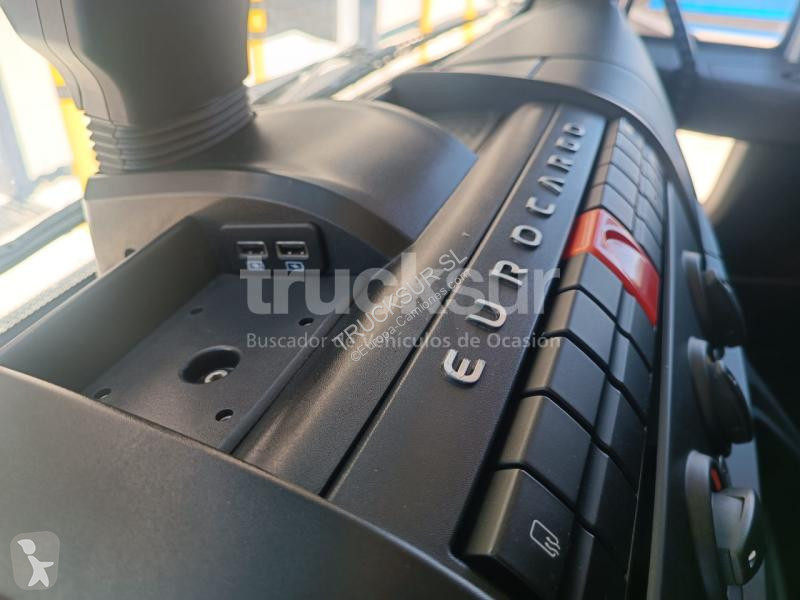 Camion Iveco EUROCARGO 140E 250