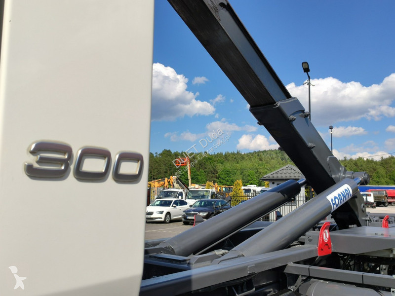 Camion Volvo FE 26.300 Hakowiec Napęd  6x2 Oś...