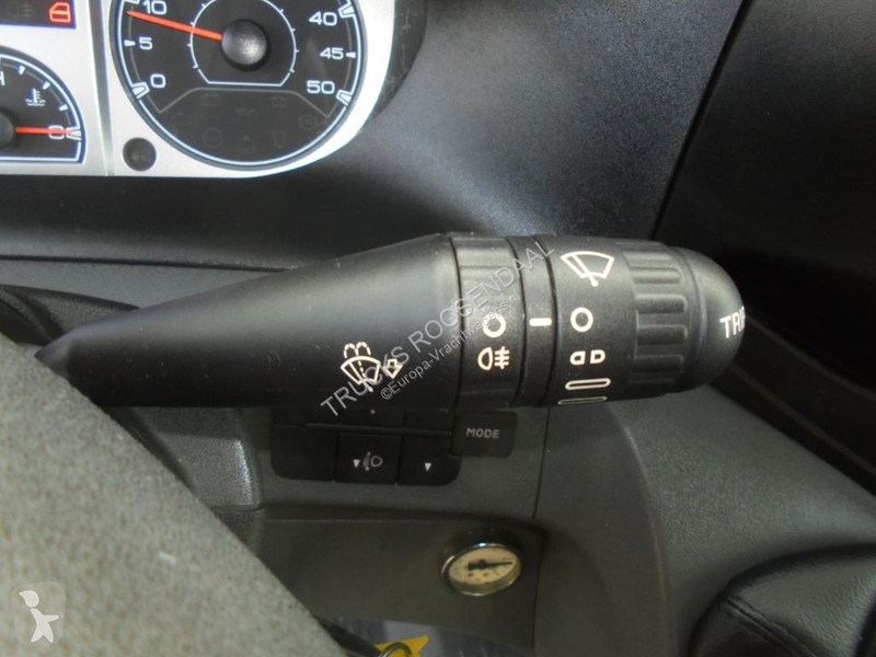 Kamion Iveco 40C17 + Euro 5 + Dhollandia Lift +...