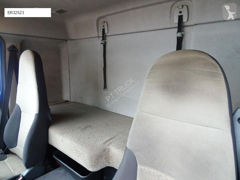 Camion Renault MIDLUM 240 DXI