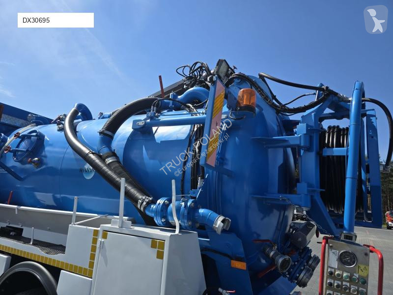 Камион Renault RIVARD HYDROCURE