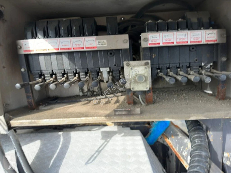 Kamion Volvo 8X4 + STETTER 9 M3 MIXER/MISCHER +...