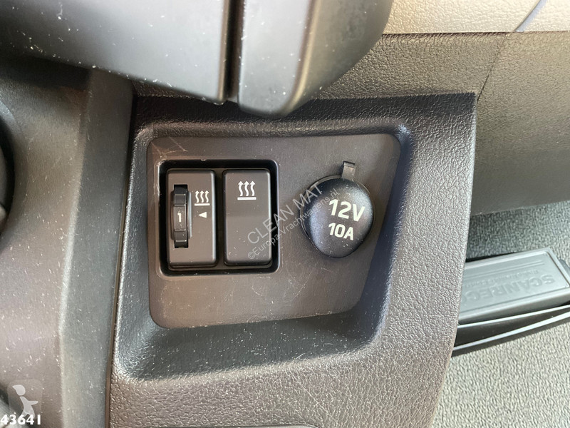 Kamion Renault D 240 Euro 6 HMF 10 Tonmeter...