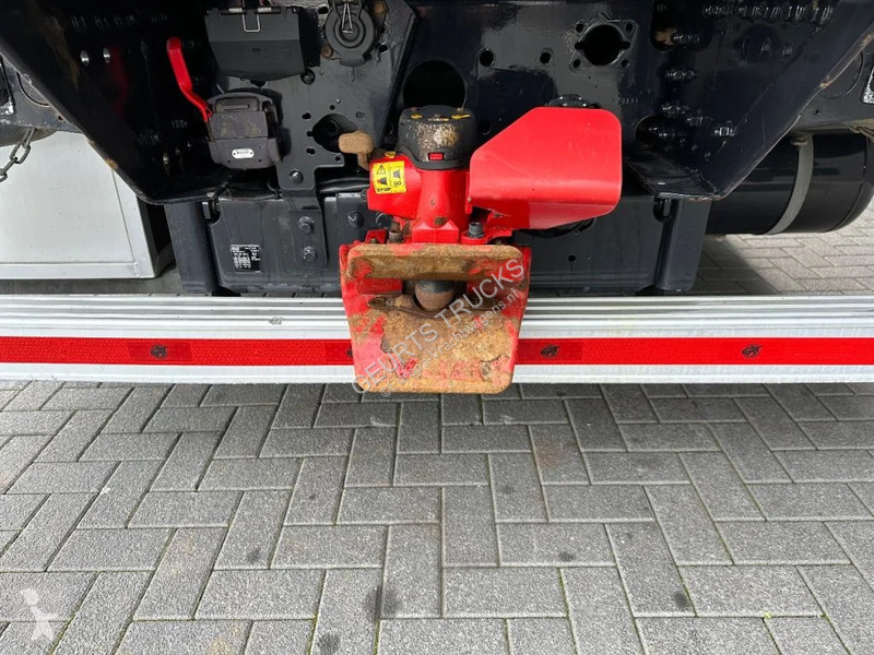 Kamion MAN 33.560 8X4 TRIDEM + HMF 4020-K8...