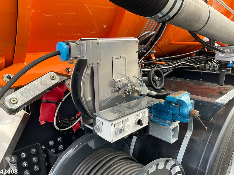 Kamion DAF FA  370 DHM Combi kolkenzuiger