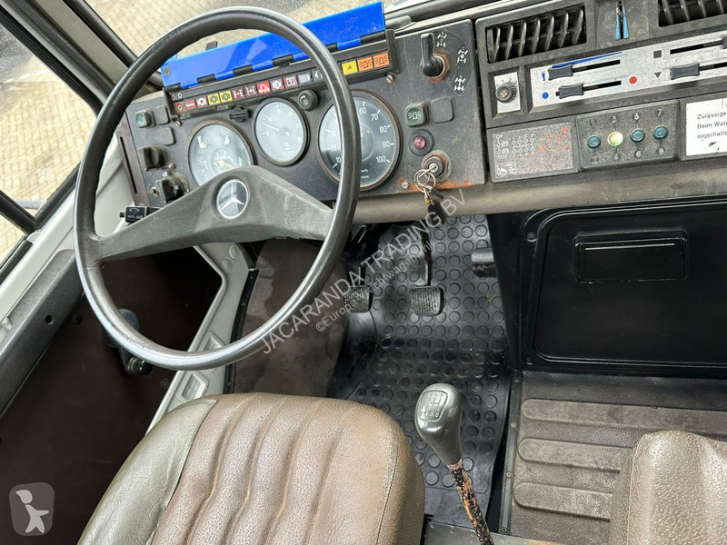 Vrachtwagen Unimog 4x4 RECONDITIONED EX MILITARY