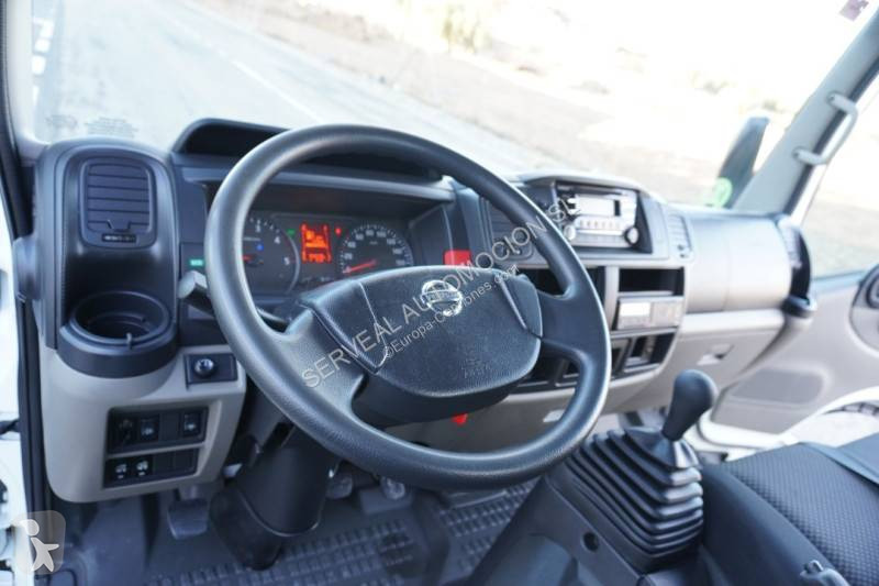 شاحنة Nissan