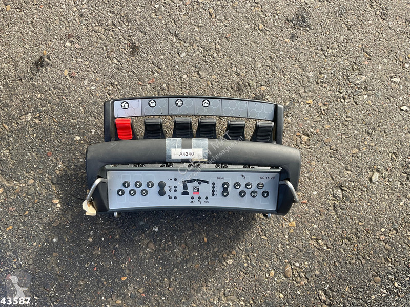 Camion DAF FAN  430 Hiab 25 Tonmeter laadkraan