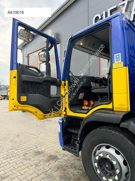 Camion Iveco HIAB XS 099 HIDUO