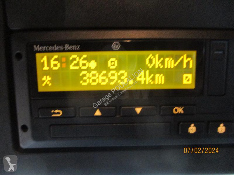 Camion Mercedes grue HMF 1310 K2 2636 année 2020