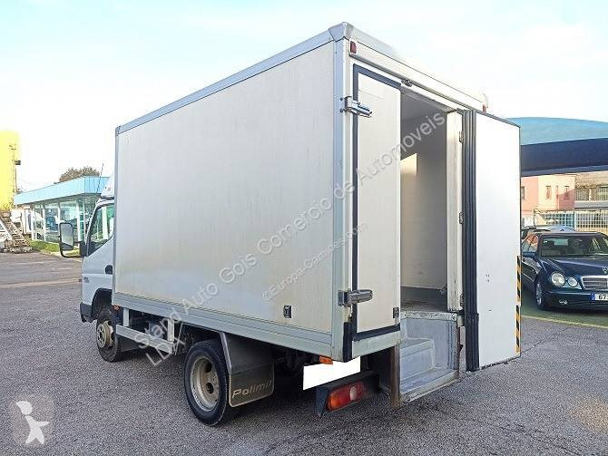 Vrachtwagen Mitsubishi Fuso