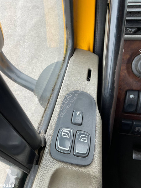 Vrachtwagen DAF FAK 85  410 Palfinger 18...