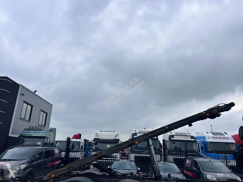 Camion MAN 35.440 8X2-4 + HIAB 220C-5 REMOTE +...