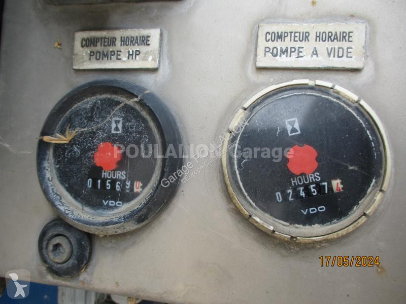 Vägmaskiner Renault HY0CUREUR cuve 6,8m3
