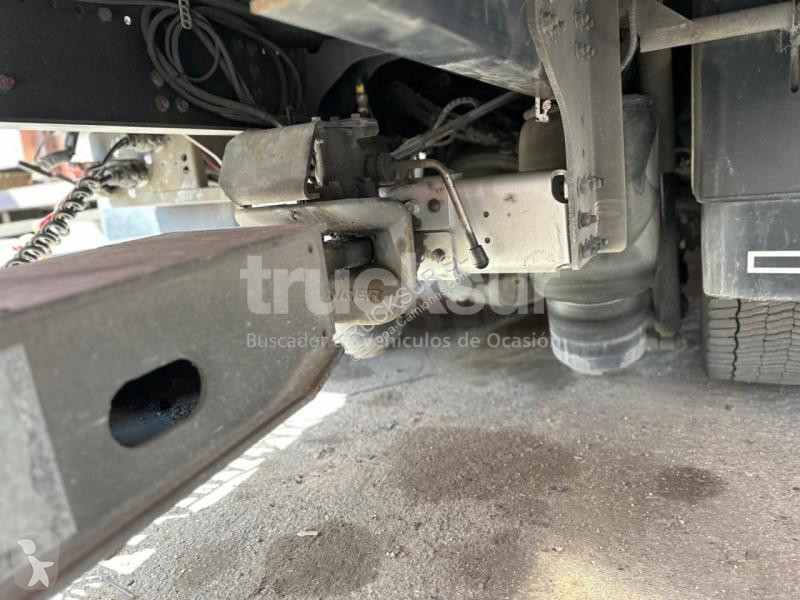 Camion remorque Scania 18