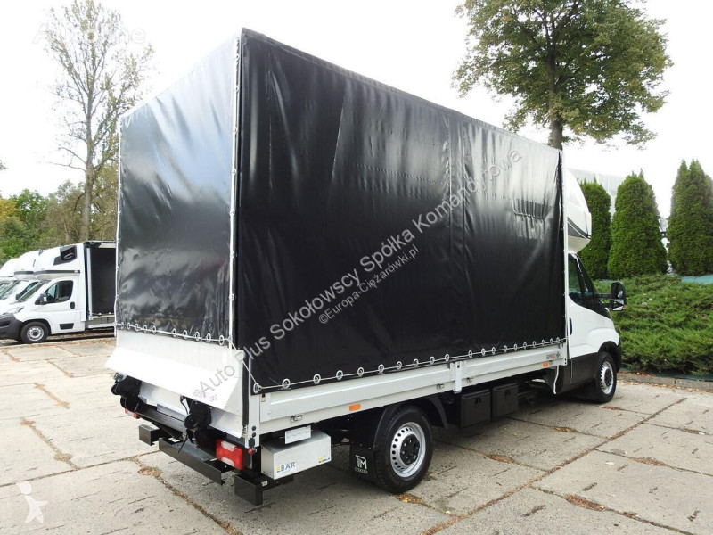 Veicolo commerciale Iveco DAILY 35S18 PLANDEKA...