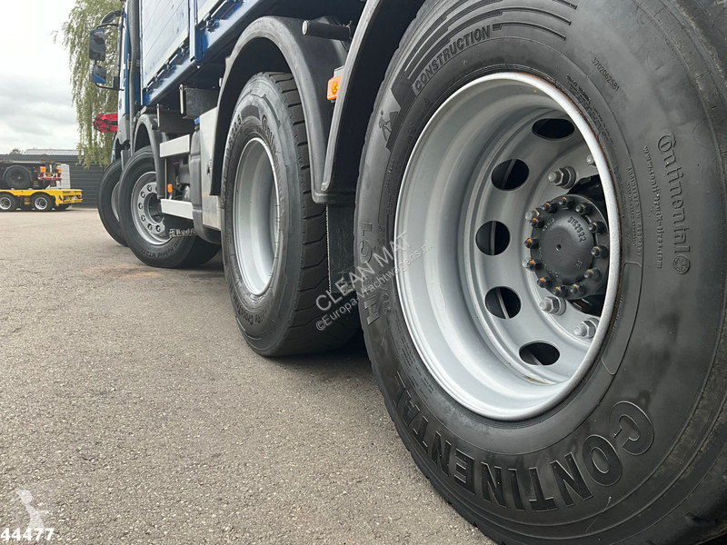 Kamion Volvo 540 8x4 Euro 6 Fassi 36 Tonmeter...