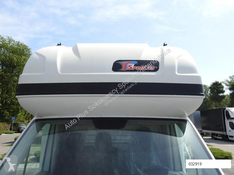 Autoutilitară Volkswagen CRAFTER PLANDEKA WINDA...
