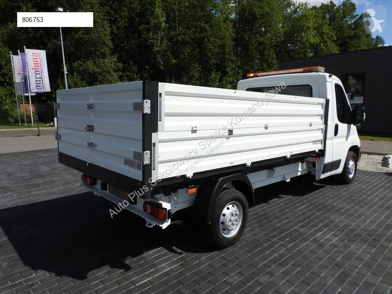 Véhicule utilitaire Peugeot BOXER WYWROTKA...
