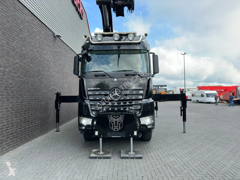 Camion Mercedes 3251 8X4 + HIAB 1058 E-8 + JIB...