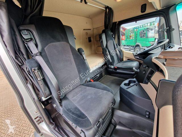 Kamion Mercedes 2545 /für Tierkadaver / mit Waage