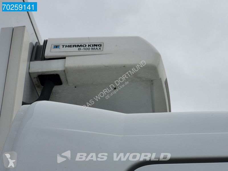 Camion Mercedes 816 4X2 7.49t Thermoking B-100...