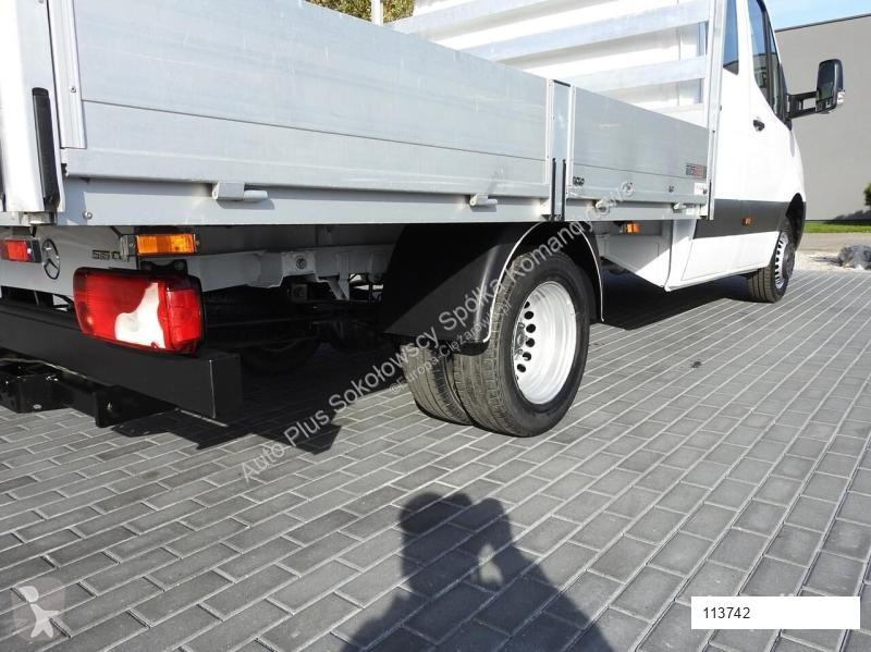 Véhicule utilitaire Mercedes SPRINTER 516...